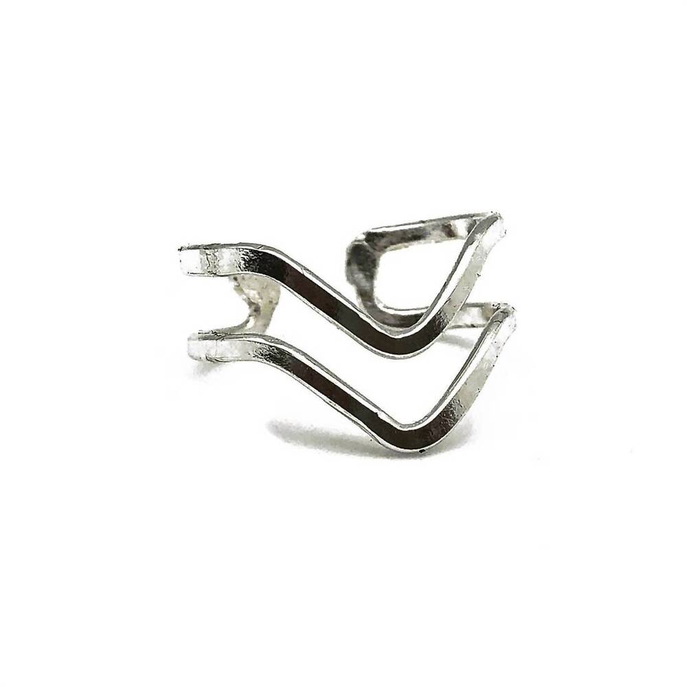NEW ANJU women's double chevron ring in silver